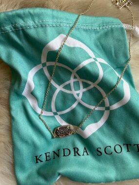 Kendra Scott Elisa necklace